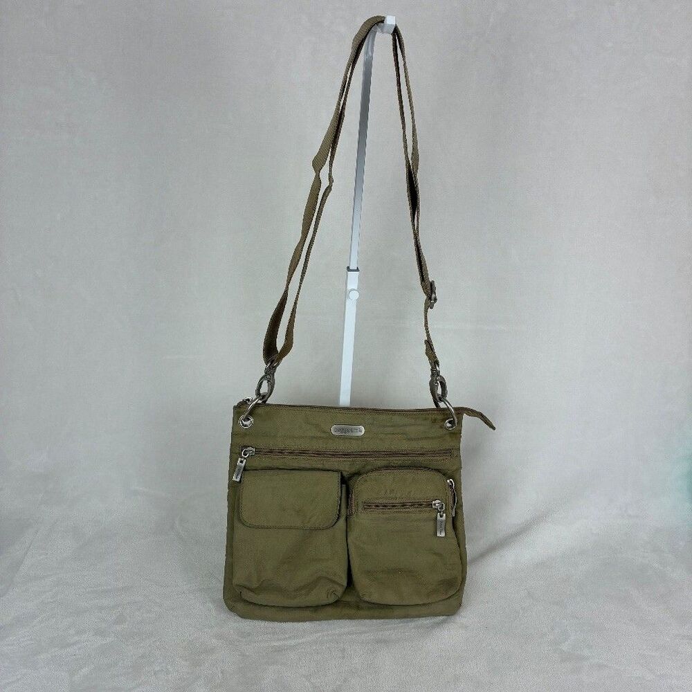 Baggallini Tan Nylon Crossbody Shoulder Bag Pockets Zip Travel Gorpcore Utility